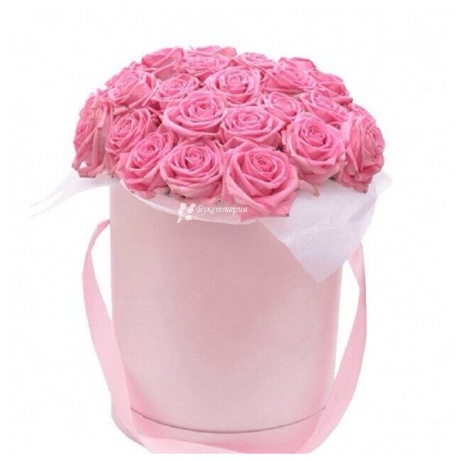 Букет розовых роз в коробке - магазин цветов «Букеттерия» в Сочи