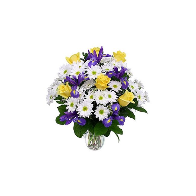 Букет с ирисами «Вернисаж» - магазин цветов «Букеттерия» в Сочи
